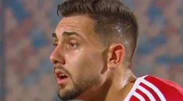 طرد جراديشار المباشر يؤثر على أداء الأهلي أمام إيجل نوار